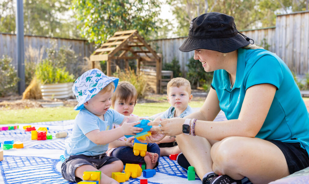 Nursery aged children interacting with educator at Branxton early education centre