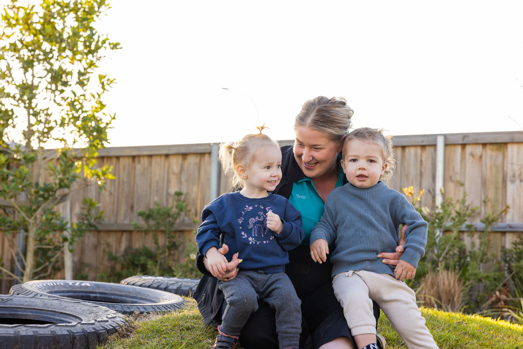 Children and educator in busk kinder at Gillieston Heights early education centre